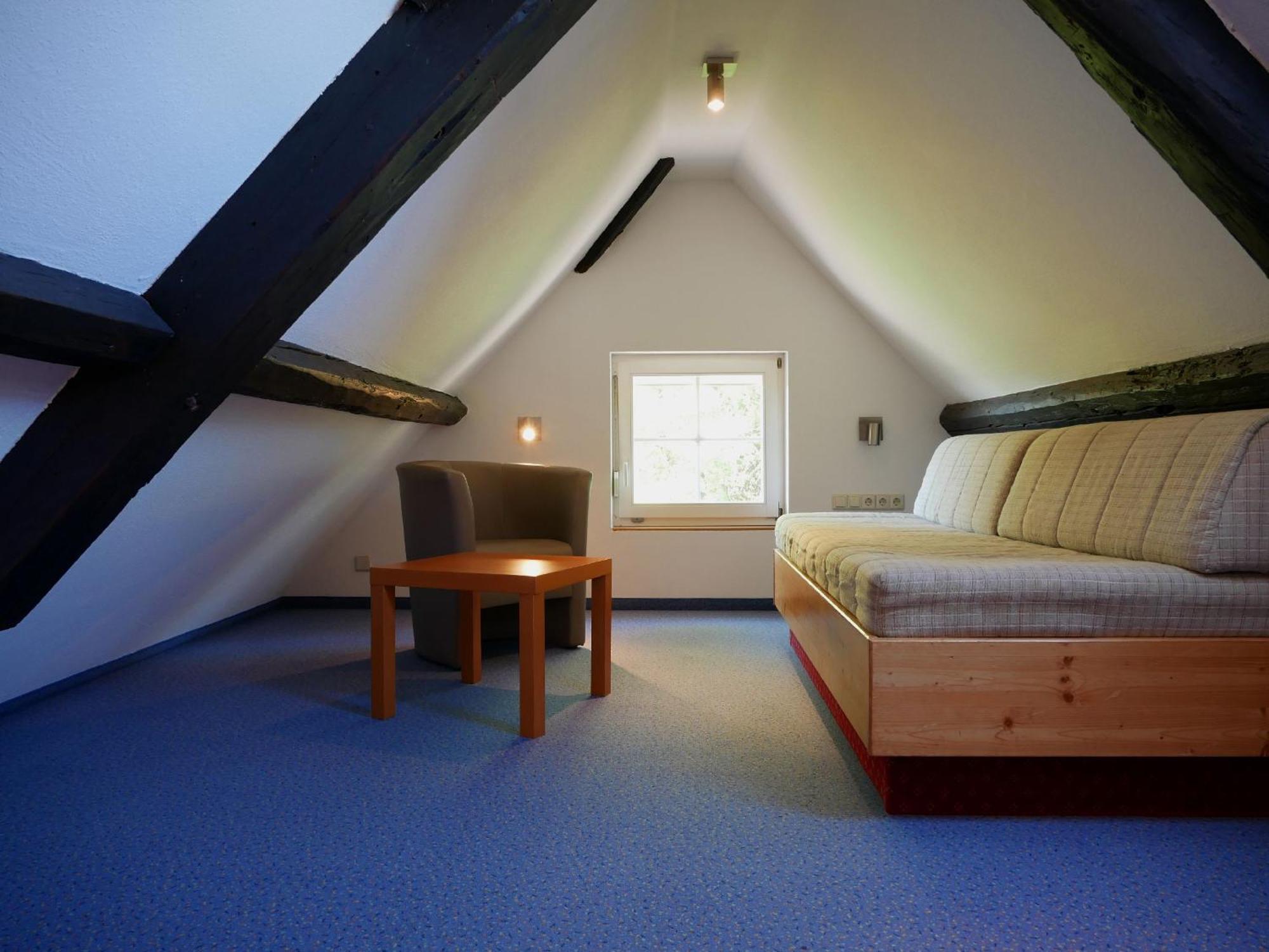 Feriengasthof Loewen Hotel *