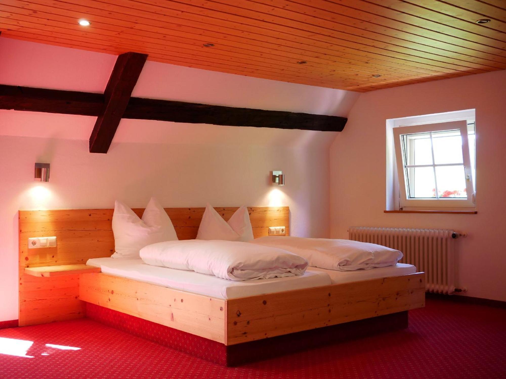 Feriengasthof Loewen Hotel Breitnau